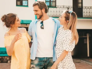dating multiple people