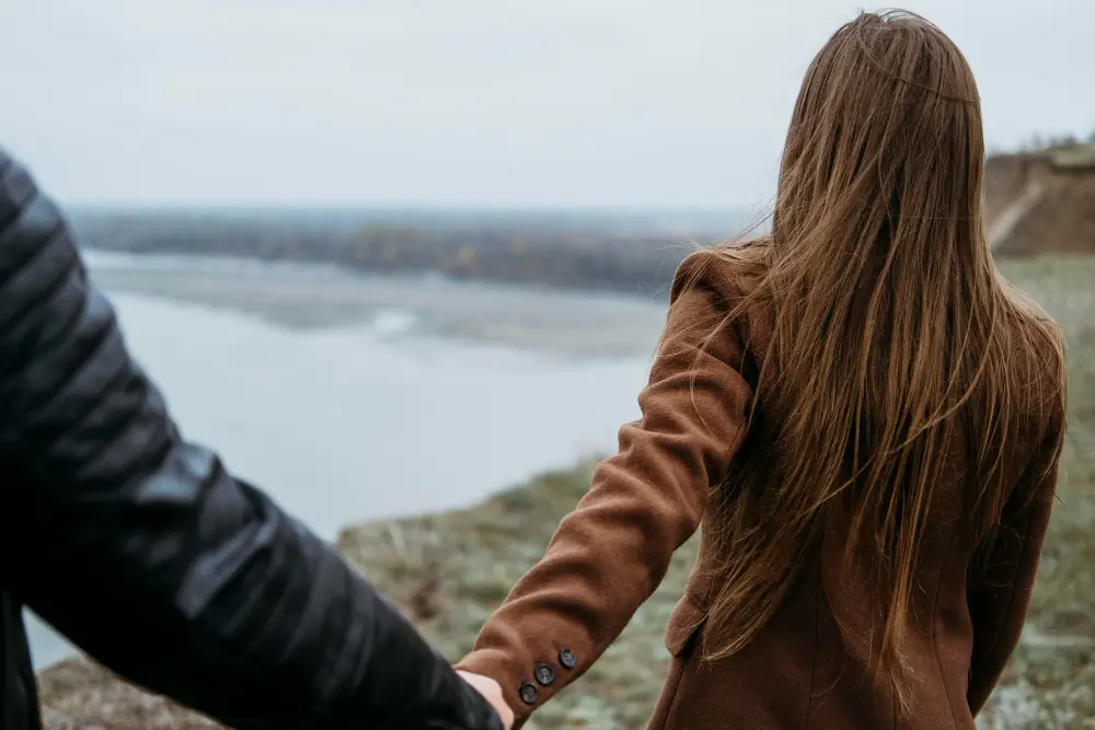 avoid commitment